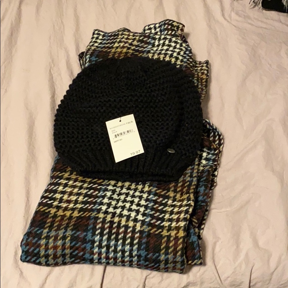 Hat and scarf set